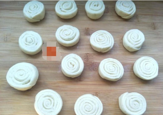 这才是早餐饼最简单的做法,8分钟出一锅,好吃好看,百分百成功