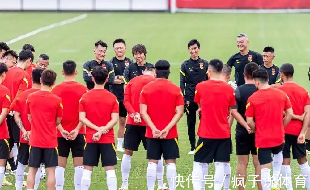 陈戌源|8支国家队拒绝与国足热身,陈戌源也无能为力,李铁甘吃哑巴亏!
