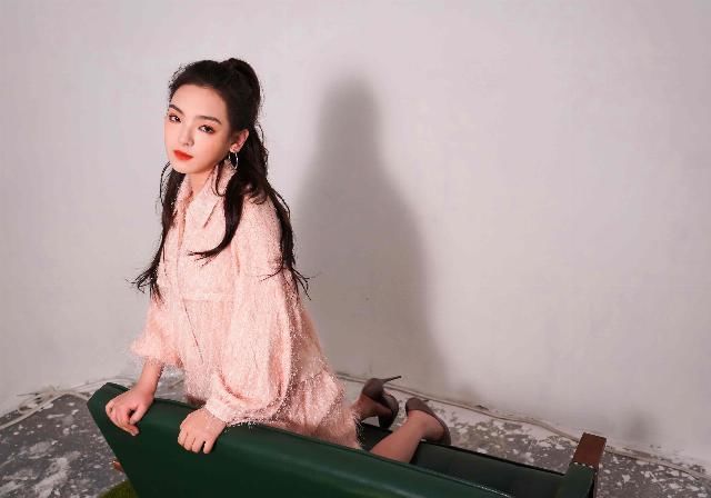 爱新觉罗媚首张创作EP《Mei》上线优美旋律演绎青春故事