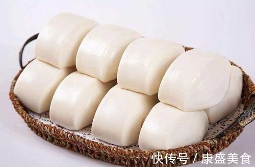 你觉得蒸馒头的面是硬点好，还是软点好？为什么？