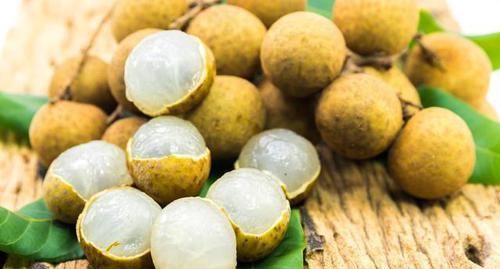  枸杞和黄芪|枸杞和它是“天生一对”，泡水可劲喝，祛湿排毒，肝肾会感谢你