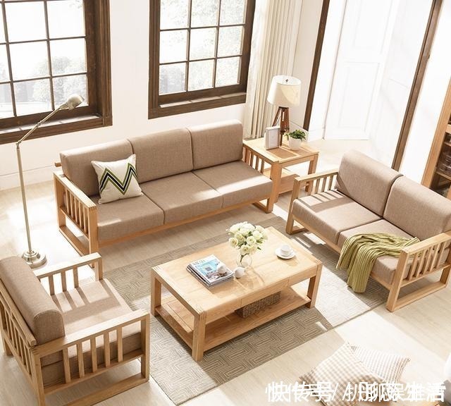 中式|传统沙发已经淘汰了,现在的有钱人都买木沙发,稳重与大气的传承