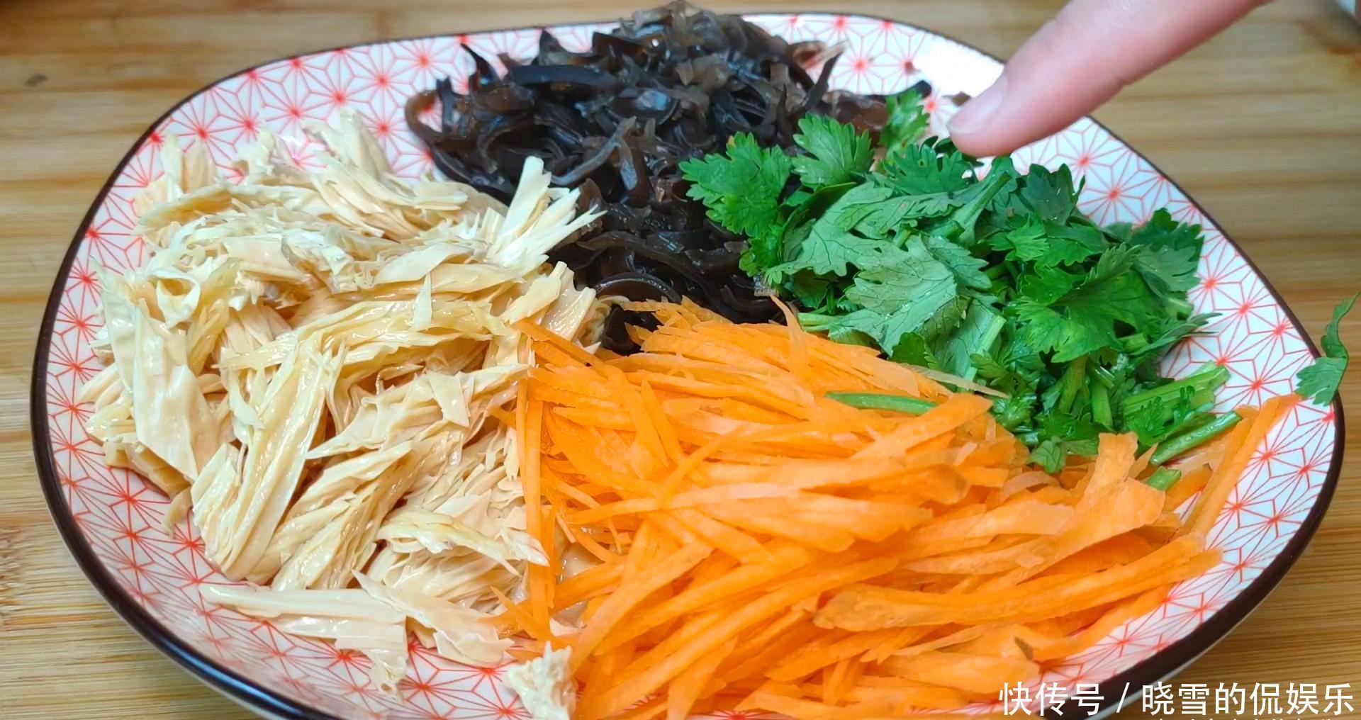 外面卖5块1碗的豆腐脑,教你在家做,一把黄豆做一锅,简单又美味