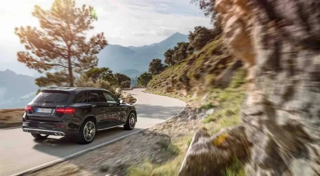 巨头|互联网巨头造车狂想曲：投资、技术支持和亲自下场