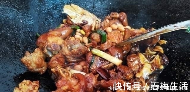 猪蹄|炖猪蹄时有技巧,记住3不放窍门,猪蹄又软又烂,好吃没异味