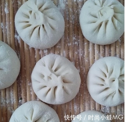 包子|包子好吃不在褶,醒发到位,什么馅料都好吃