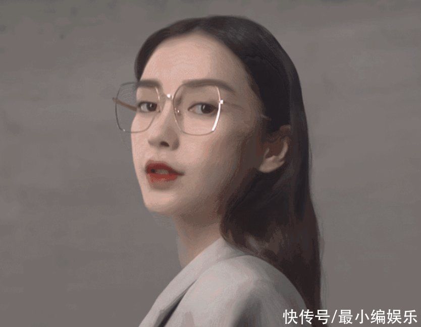 杨颖社交网站配图引热议，被解读话里有话，本人在评论区辟谣