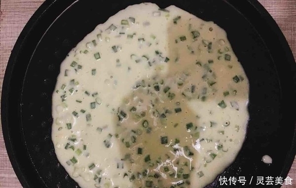 1碗面粉,一把小葱,无需发面,教你快速做葱花饼!