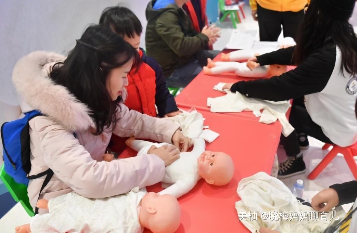 洗护|8个月女婴身上臭味熏天,一直洗不干净,医生的话让妈妈自责不已