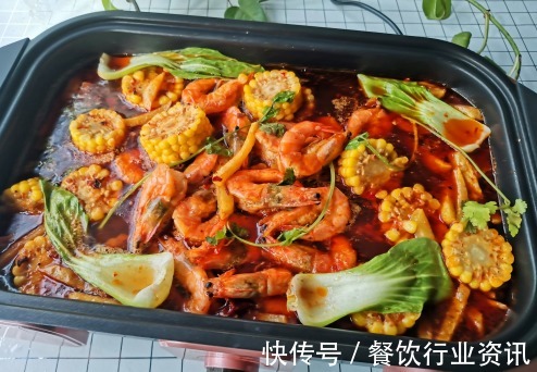 汤匙|吃腻了水煮大虾，教你12道大虾的做法，招待客人有面子