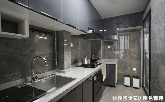 衣帽间|102平现代轻奢风三居室，一家四口这样住就好