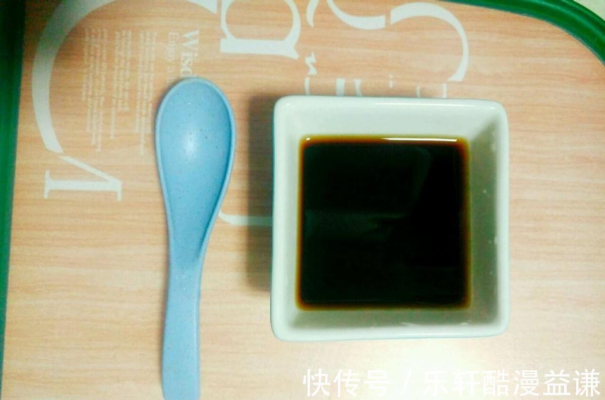夏日|夏日懒人的福音!3分钟就可以搞定的低卡爽口菜凉拌秋葵