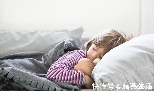 性别意识|飞机和57名乘客失踪37年后,竟再次出现在机场上空!