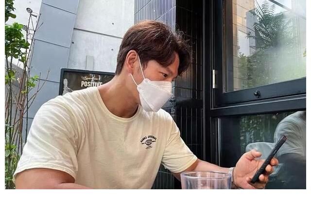 是刘在锡派or姜虎东派？金钟国一句话整理立场引网爆笑