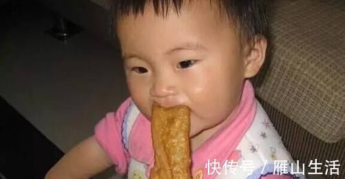 肠胃菌群|劝告家长最伤孩子的4种早餐,家长别再喂了,尤其是第二种