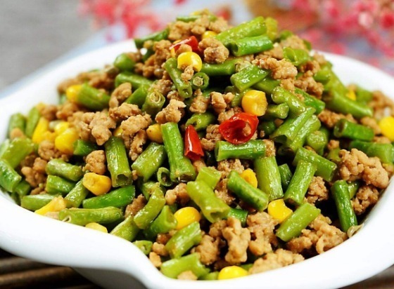 护眼|不妨吃点护眼保肝的菜,每天吃一盘,营养跟得上,减掉多余脂肪