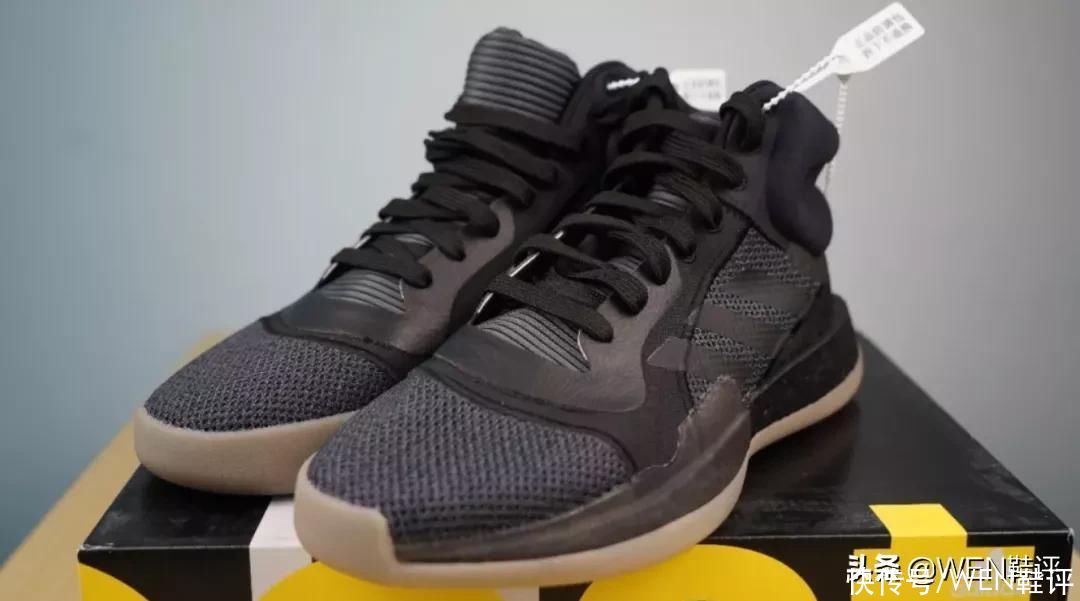 除了缓震全是顶级！这档位还有比3zero4更香的后卫鞋吗？