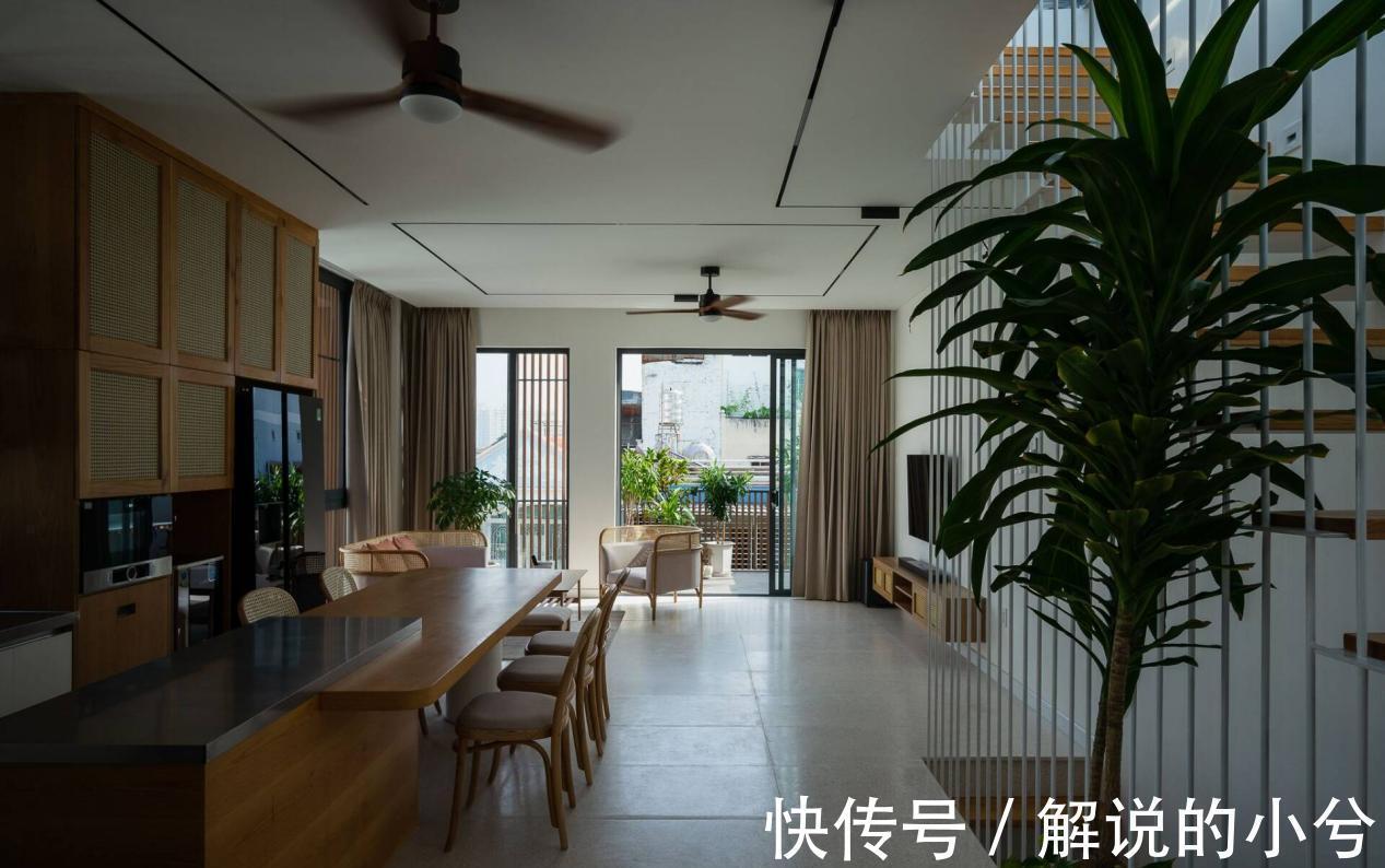 楼房|越南楼房占地面积小,5层小楼“瘦瘦高高”,一层2间房,安静舒服