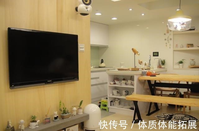 浴室镜|坚持自律从不断舍离,59㎡的家东西再多也不乱,莫名有点羡慕!