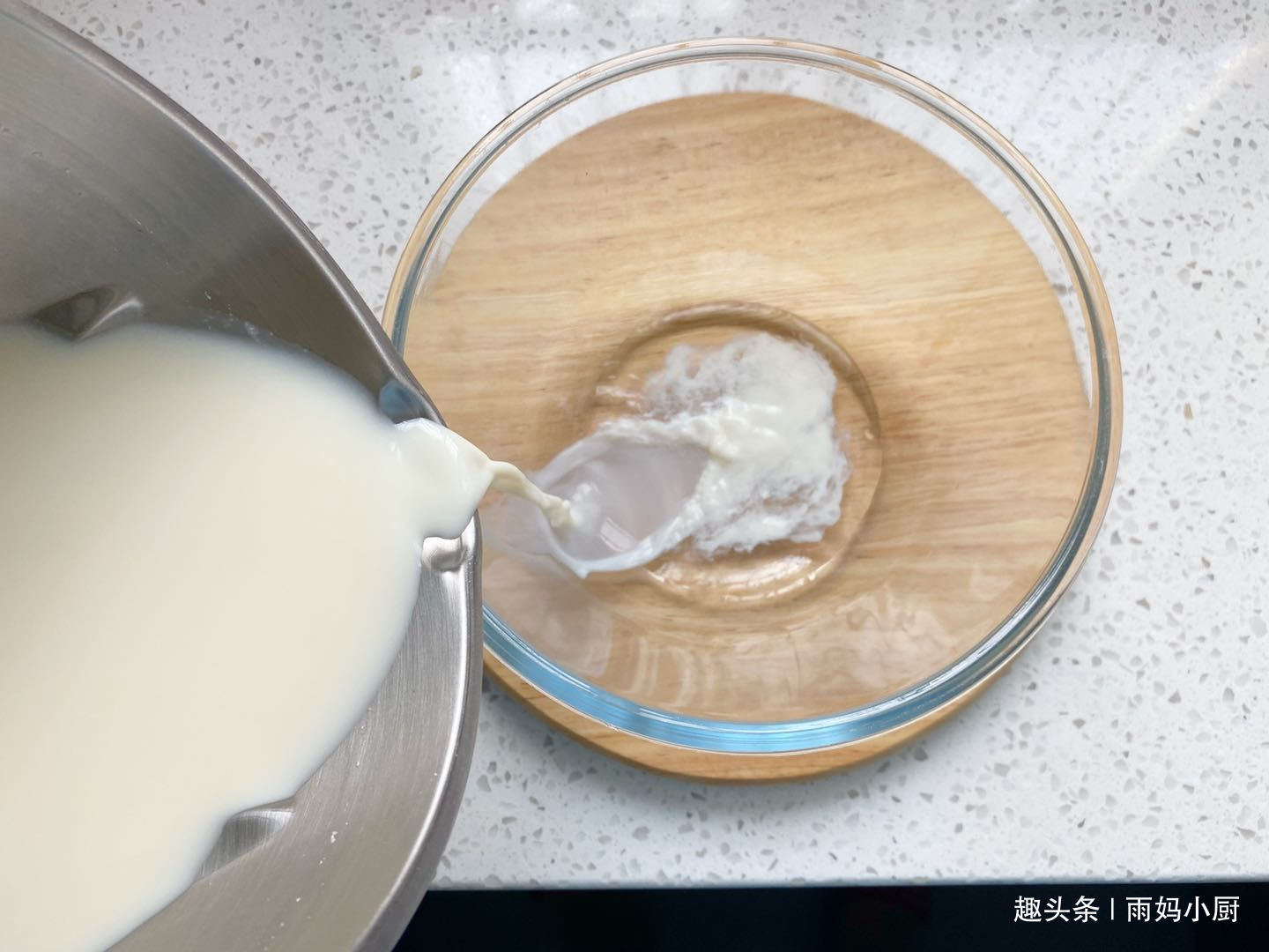 想吃豆花在家做,做法简单又卫生,半小时做一锅,成本不足两块钱