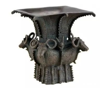 商朝@端起是酒杯,放下是“觯斝盉觚彝卣角爵觥罍”