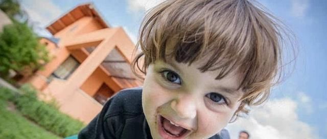 孩子|别再叫你的孩子“让梨”了与其强制孩子学谦让,不如教他这4点