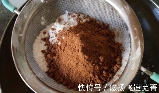 自制华夫饼，口感松软又香甜，早餐和下午茶都可以安排！