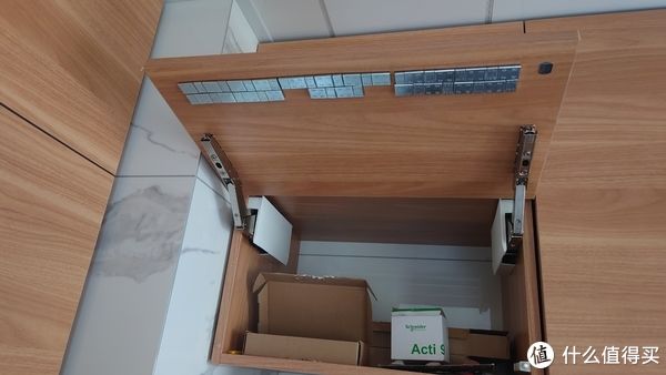 阻尼|宜家什么值得买 篇二：百隆代工的宜家铰链香不香？