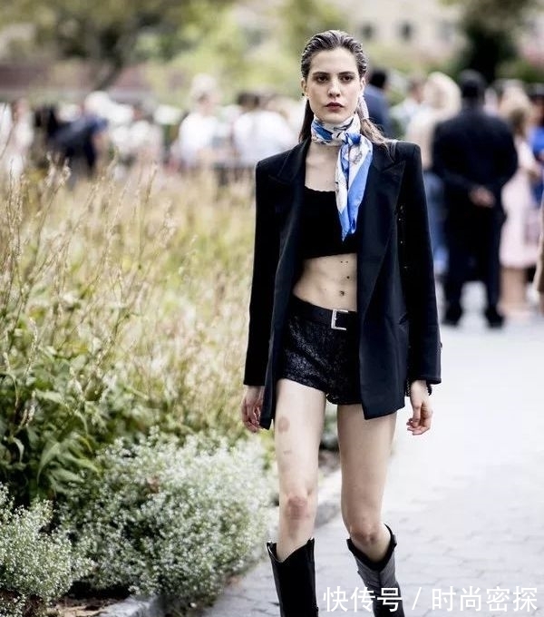 刘雯 今年最潮的三双靴子,竟然全是“人间矮子乐”