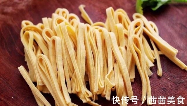 营养师随身查|6月,不吃肉也要吃这菜,隔三差五吃1次,排毒刮油,体重不过百