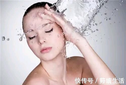 痘痘|女生不注意这几件事,你会越长越丑!用再多化妆品也补不回来