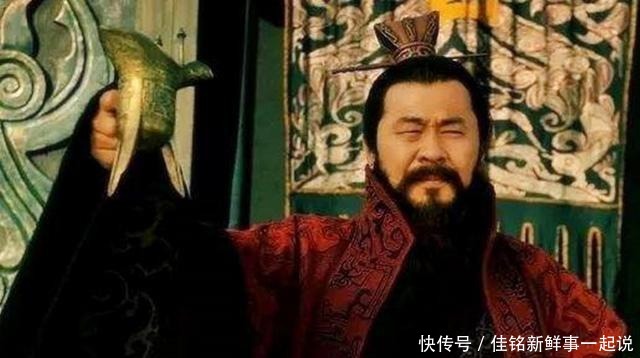 无情|马超不得重用,不是不用而是根本不敢用,这个男人太无情了