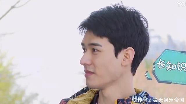 龚俊|《极限挑战》龚俊、邓伦睡醒后素颜怼脸拍,展现真实颜值