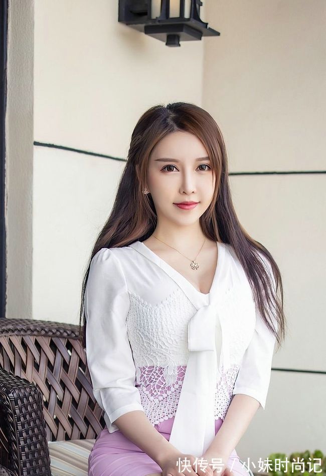 身材|小姐姐干练时尚的职场穿搭,衬出纤细高挑身材,是那么的优雅时尚