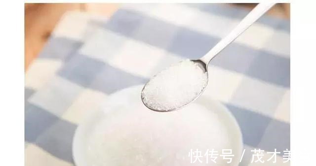 调味料用来养花,不黄叶,生根爆盆分分钟!