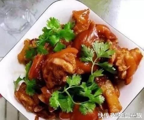 魔芋豆腐|馋得人直流口水的家常菜，味道真给力，配上米饭，美美地享用吧