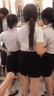 |搞笑GIF:这群人真的太会玩了,好想跟他们一起玩