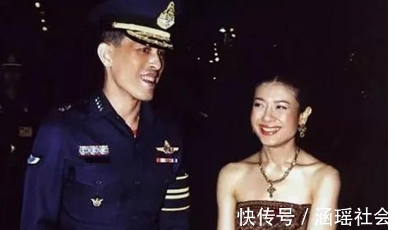 写真!泰国最美王妃被废前夕设计师跪地给她整理衣服,纵容娘家人圈钱