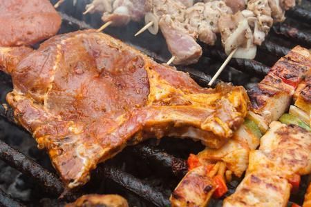 发物|豆浆是肝病的“发物”？建议：若想保护肝功能，4种食物尽量少碰