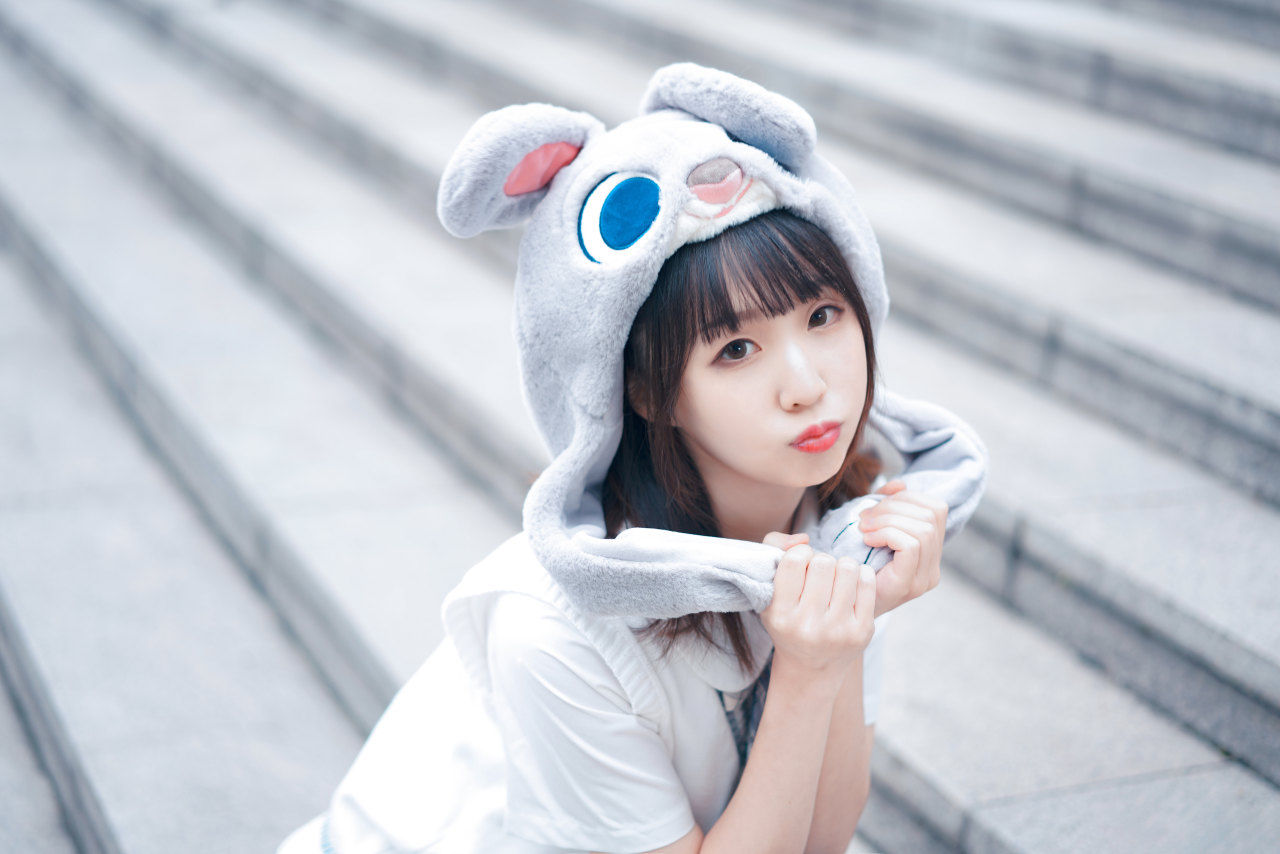 私影|jk私影，是隐藏在兔子头套下的双马尾