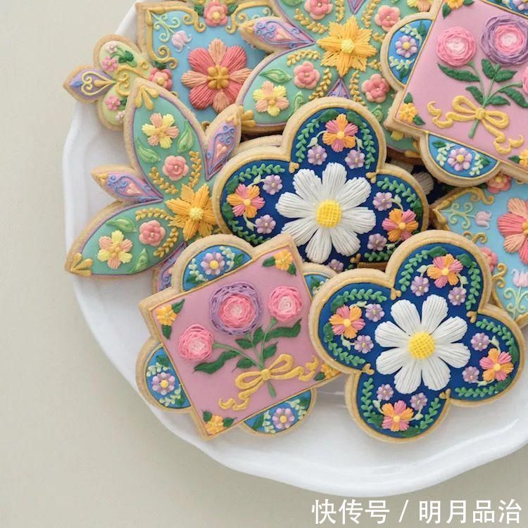 糖霜饼干|美到舍不得吃!甜品师手作花砖饼干,救救老夫的少女心!