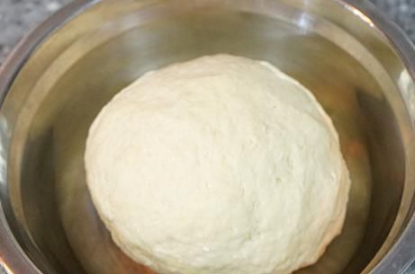 原来葱油饼做法如此简单，掌握3个诀窍，外脆内暄软，层层酥香