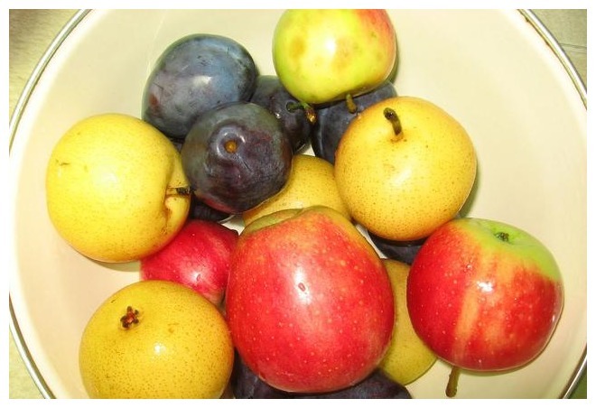 跑步|早起空腹“吃一物、喝一水”,坚持一段时间,小肚子或能渐渐平坦