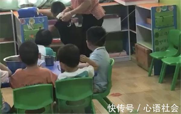 幼儿园|幼儿园不允许探视,爷爷想了一个办法,网友:好可爱的爷爷
