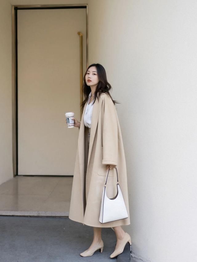 提高|穿大衣不知如何选内搭？难怪穿不出时髦感，4种穿法帮你提高衣品