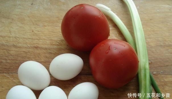 鸡蛋|医生提示西红柿炒鸡蛋,尽量不放此物,看看你做对了吗!