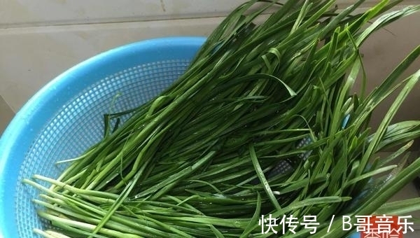 常吃|女人40岁后,要常吃它,淡化雀斑,护肤清脂,越吃越年轻