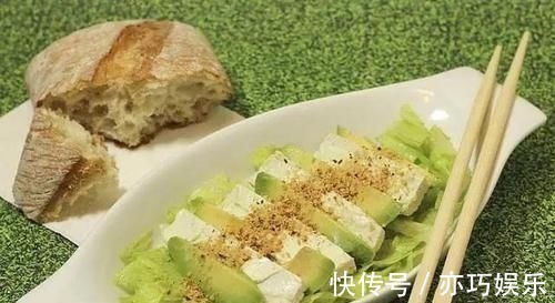 自制|爱吃米面的都注意!这几种食物暗藏“毒素”,你家餐桌上没准就有