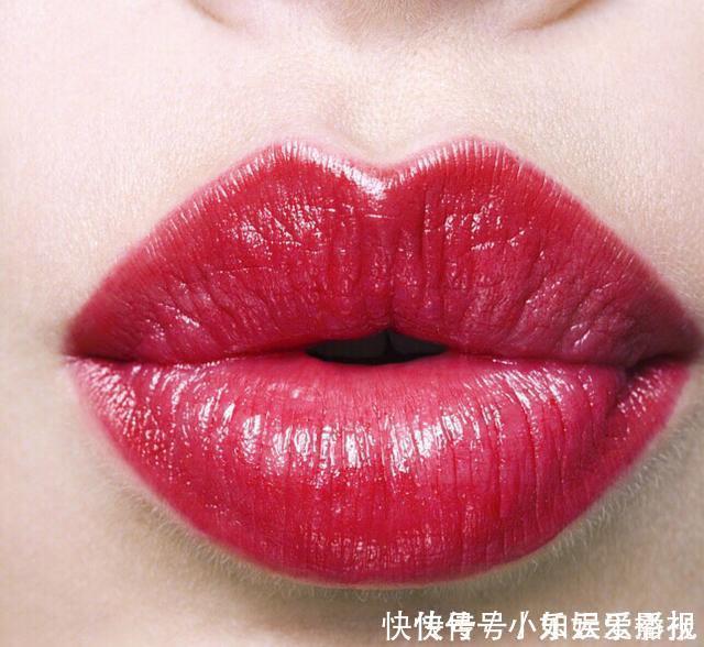 漂亮|唇形大致分五种,漂亮有三种,丑的有两种,看你是美是丑!