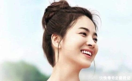 丸子头|为何你的丸子头不减龄反而会显老,这三个扎丸子头雷区,都不要踩